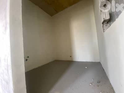 Office Space for Rent in Badaroمساحة مكتبية للإيجار في بدارو