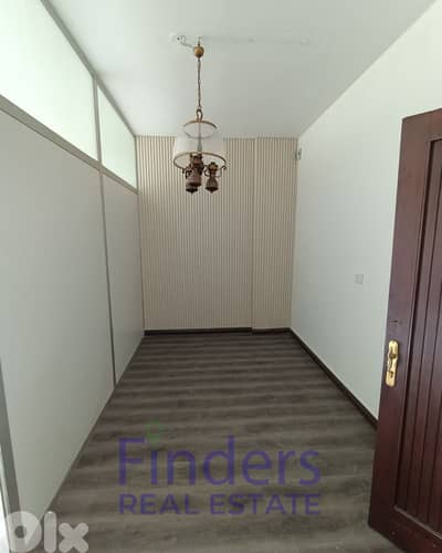 Office for sale in Dora!  مكتب للبيع في دورة