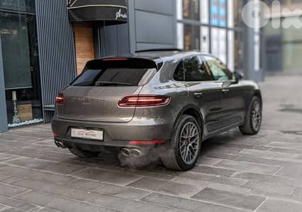 Macan S/Porsche beirut Origin & Maintenance under warranty Until 2027