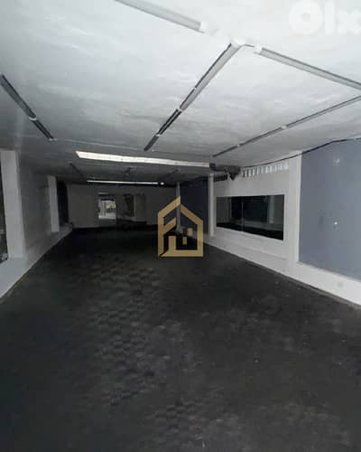 Warehouse for rent in Hamra ML498 مستودع  للإيجار في  الحمرا