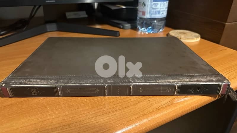 Original Twelve South BookBook Leather Laptop Cover 0
