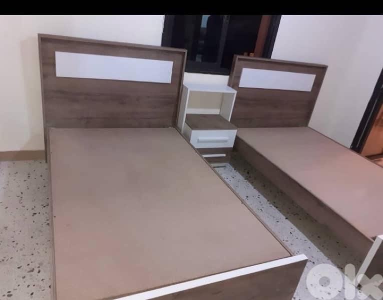 تخوت مع صندوق 6