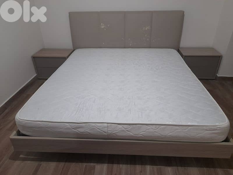 Full Bedroom 8 items 0