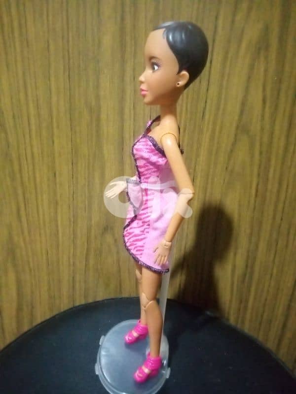 LIV Mattel Articulated as new dressed doll+shoes, without Wig=20$ 4