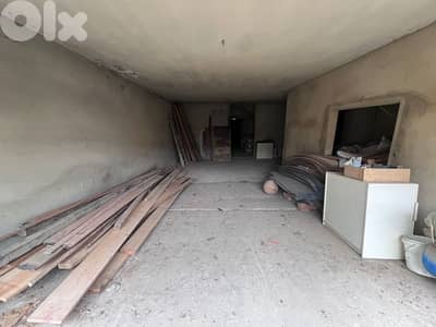 Shop & warehouse for sale in Batroun.