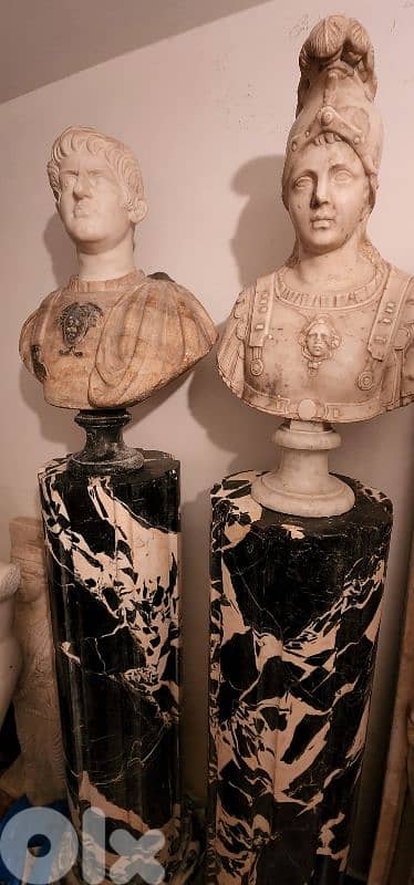 Marble columns Huge 0