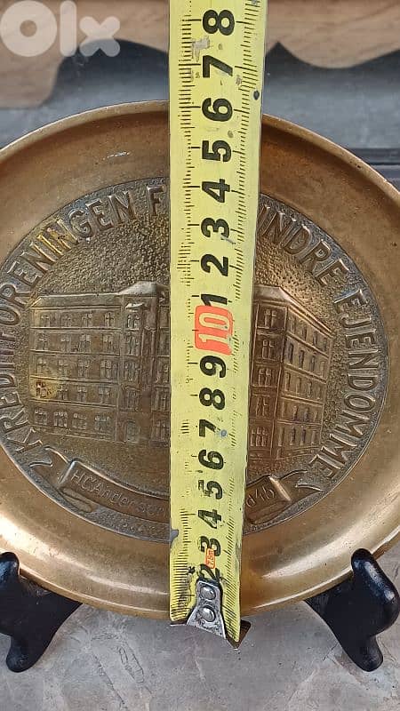 antique 8