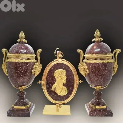Prophyry set Antique