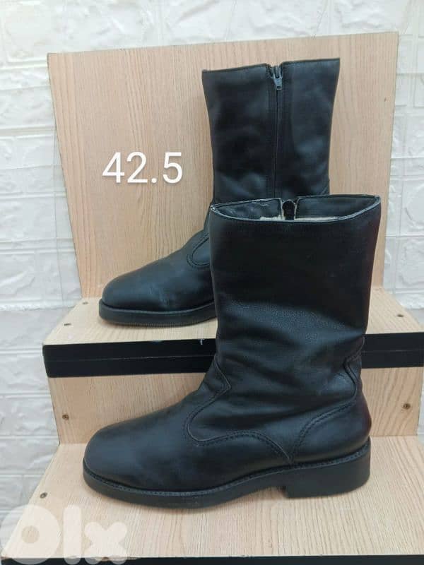 Leather boots size 42.5 0