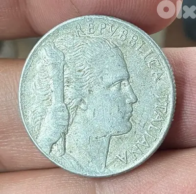 عملة قديمة ٥ لير إيطالي سنة ١٩٤٩