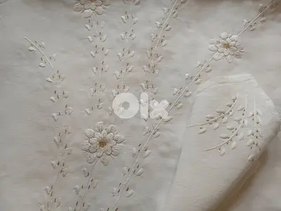 ٤ شراشف كتان رجراج تطريز يد شغل راهبات مع محارم