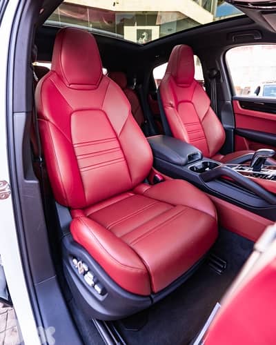 PORSCHE CAYENNE COUPE 2021 !!!! 50,000 MILES