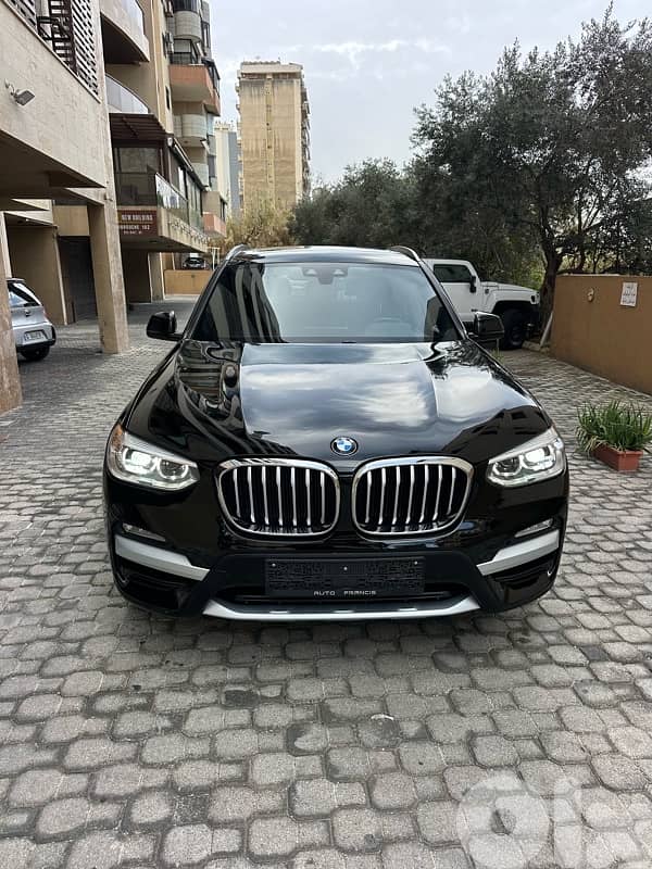BMW X3 x-drive 30i sport package 2019 black on black (clean carfax) 0