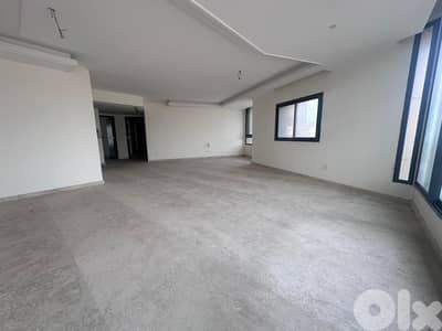 Luxury Apartment For Sale  in Rawche - Beirutشقة فاخرة للبيع في الروشة