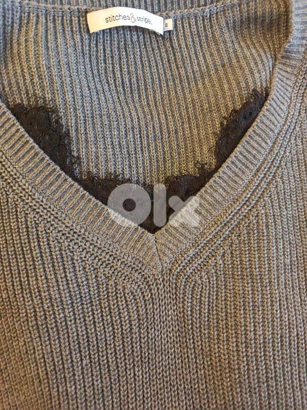 stitches & Stripes grey knit sweater dress with black lace trim Size M 2