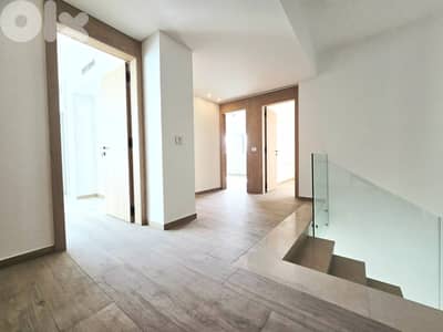RA26-4706 High-End Duplex 290 m² for Rent – Downtown