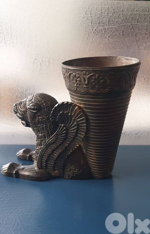vintage  lion sculpture bronze 2