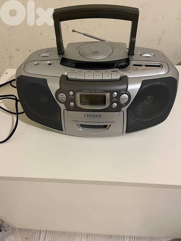 citizen portable CD Radio Cassette recorder 0
