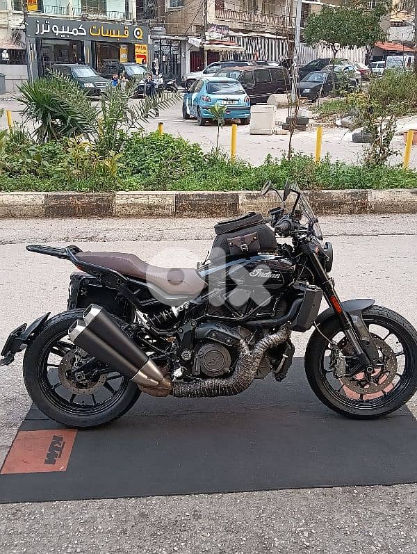 Indian Ftr 1200cc like new 900miles company source cruise control 0