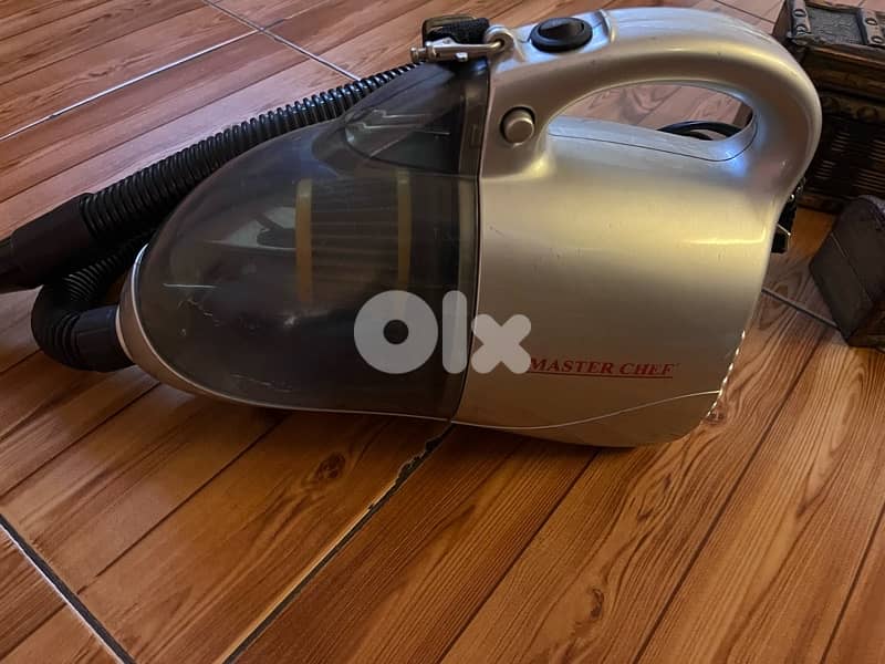 mini vaccum 1
