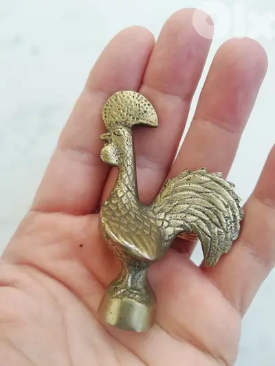ديك نحاس صغير