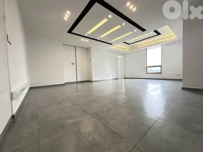 L20156-Office For Rent in Strategic Location in Achrafieh, Near Adlieh