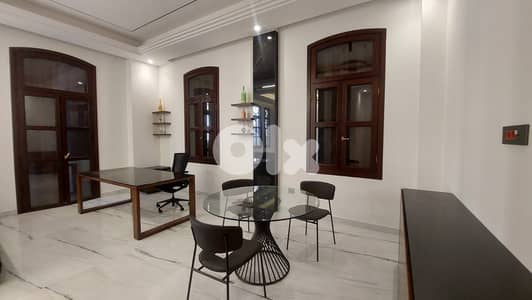 L20159 - Office with Private Suite/Apartment For Sale in Down Town
