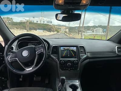 Jeep Grand Cherokee 2018 (ajnabe)
