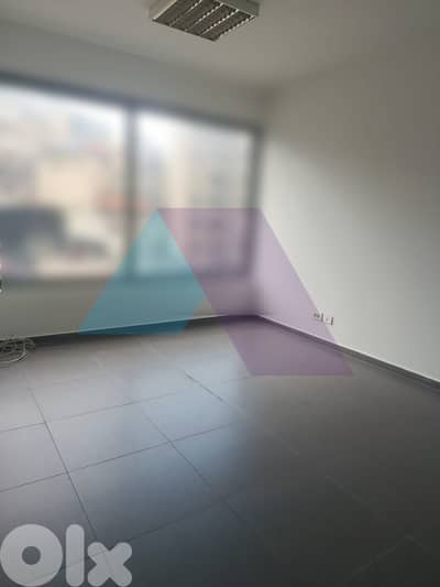 Spacious 140 m2 Clinic/Office 4rent in Achrafieh-near Room Hospital Spacious 140 m2 Clinic/Office 4rent in Achrafieh-near Room Hospital