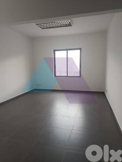 Spacious 140 m2 Clinic/Office 4rent in Achrafieh-near Room Hospital Spacious 140 m2 Clinic/Office 4rent in Achrafieh-near Room Hospital