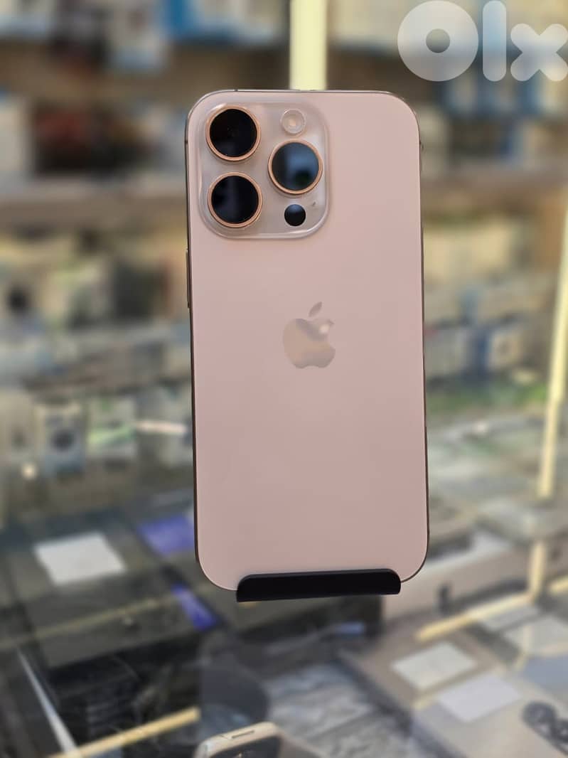 Used 16 pro 256 gb desert 377 cycle Cam changed in apple genuine part 1