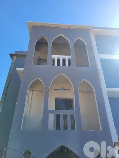 Building for sale in Bolonia  مبنى للبيع في بولونيا