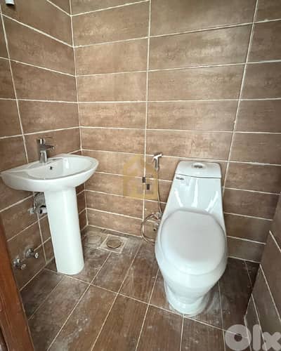 Apartment for sale in Furn El Chebbak NY249 شقة للبيع في فرن الشباك