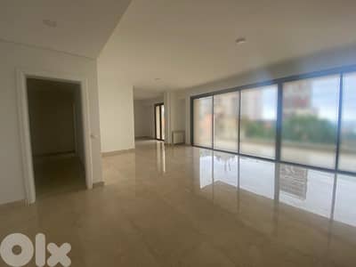 L20175 - A Spacious Apartment For Sale in Gemmayze