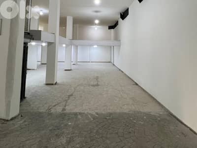 L20189 - 1,500 SQM Warehouse For Sale in Tallet Al Khayat, Beirut