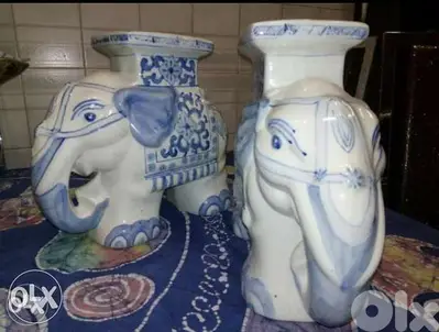 éléphants en porcelaine