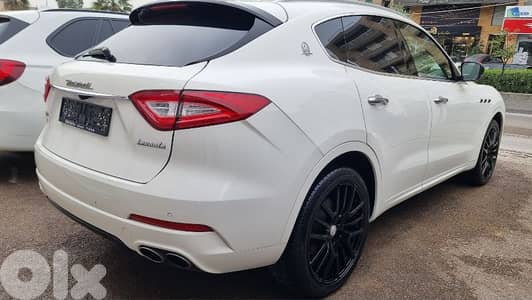 Maserati Levante 2017 Qs4 luxury package clean carfax