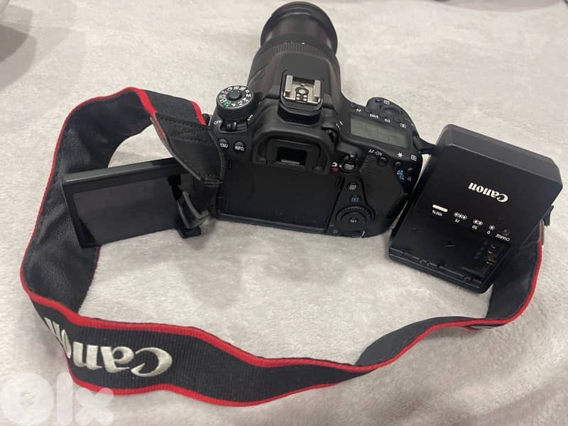 canon 80D 0