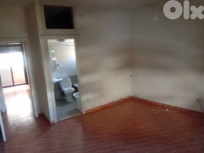 GMC226AJ - Apartment for rent in Sabtieh - شقة للإيجار في السبتية