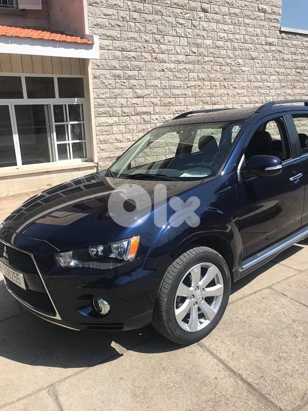 Mitsubishi Outlander 2013 0