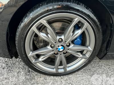 BMW M235