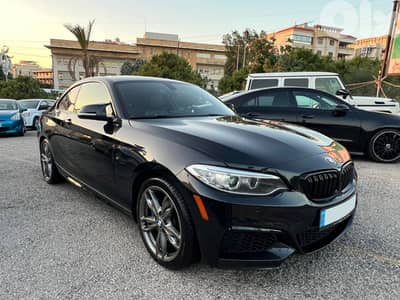 BMW M235