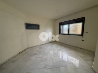 Elevators,generator,maid's section Beirut - MALLA/ملا REF#YJ131892