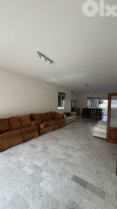 Apartment for sale in naccache/شقة للبيع في النقاش