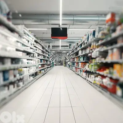 300Sq SHOP FOR SALE IN AIN SAADE SUITABLE FOR A PHARMACY OR MARKET