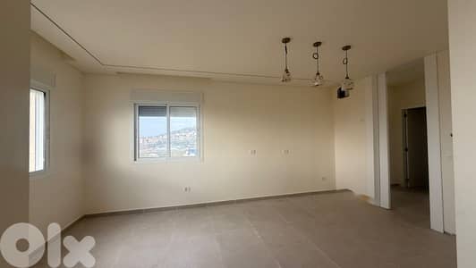 GMN186SA Apartment for sale in Batroun - شقة للبيع في البترون