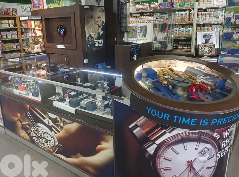 Shop Full Stand For Sale 0