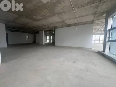 Office for Rent in Ramlet Al Baydahمكتب للإيجار في الرملة البيضاء