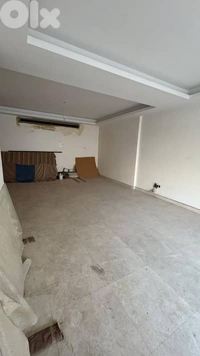 apartment For sale in biaqout شقة للبيع في بياقوت