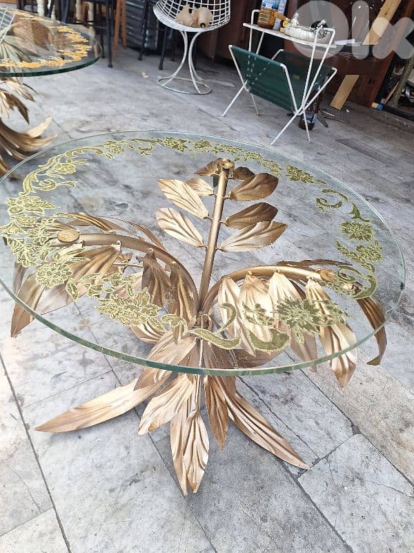 vintage side table metal gold leafed Italy 2